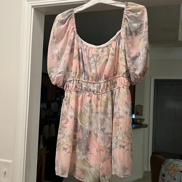 L Love Floral Romper - Picture 6 of 7